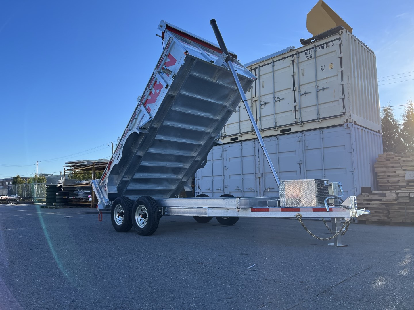 2025 7X14 HD Hydraulic Dump Trailer – 2x 7500LB Axles w/ Spare Mount & Tarp Bar – Galvanized – Discount available – *Call or text 204-202-7783