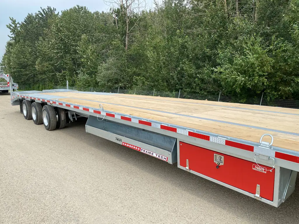 2027 N&N BUFFALO PREMIUM 35’+5′ GOOSENECK DECKOVER TRAILER HUTCH TYPE SUSPENSION– 3x 16,000 lbs AXLES ELEC/ OVER HYDRAULICS, DUAL-WHEEL, WITH HYDRAULICS JACKS & HYDRAULIC FLIP OVER RAMPS – GALVANIZED
