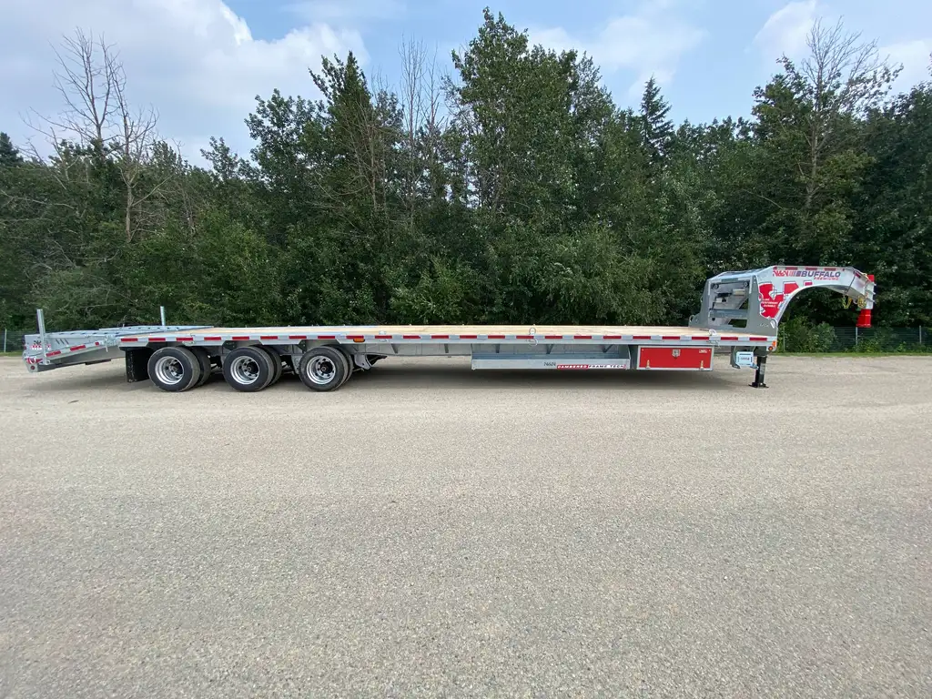 2027 N&N BUFFALO PREMIUM 35’+5′ GOOSENECK DECKOVER TRAILER HUTCH TYPE SUSPENSION– 3x 16,000 lbs AXLES ELEC/ OVER HYDRAULICS, DUAL-WHEEL, WITH HYDRAULICS JACKS & HYDRAULIC FLIP OVER RAMPS – GALVANIZED