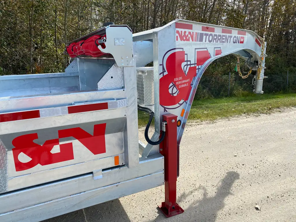 2027 N&N Torrent 7×16 Gooseneck HD Dump Hydraulic Trailer – Hydraulic Front Jack & Landscape Gate Option, 7GA / 12in Crossmembers floor upgrade – 3x 7000LBS Axles – Galvanized – Edmonton