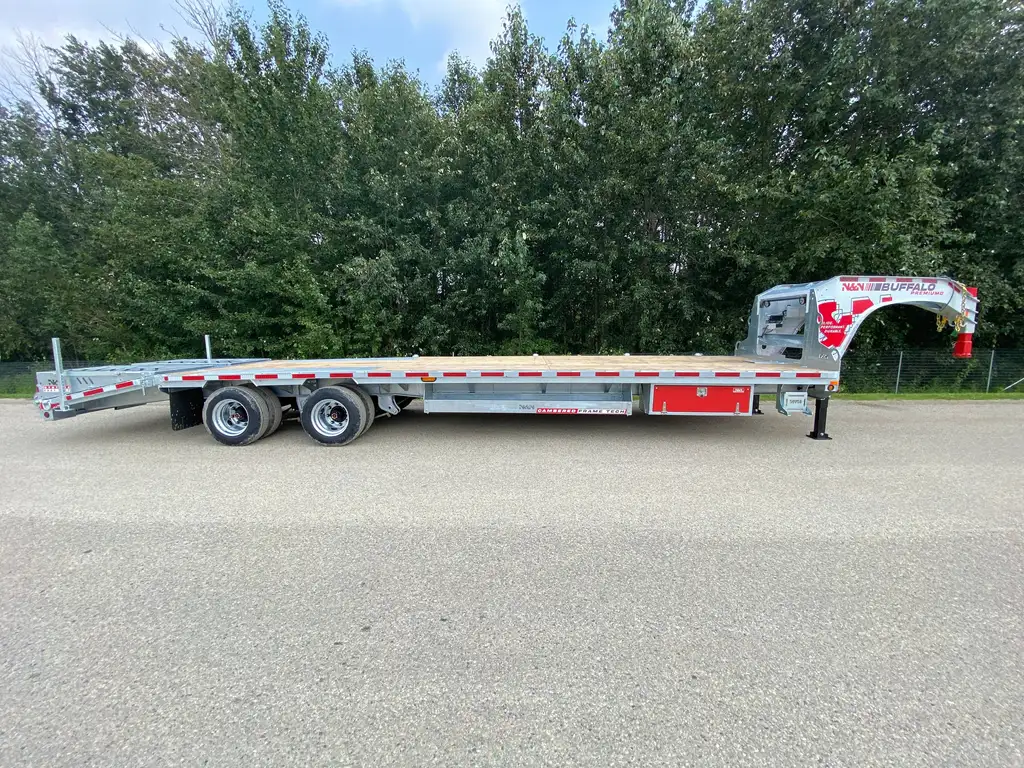 2026 BUFFALO PREMIUM 27’+5′ GOOSENECK DECKOVER TRAILER HUTCH TYPE SUSPENSION– 2x 16,000 lbs AXLES ELEC/ OVER HYDRAULICS, DUAL-WHEEL, WITH HYDRAULICS JACKS & HYDRAULIC FLIP OVER RAMPS – GALVANIZED