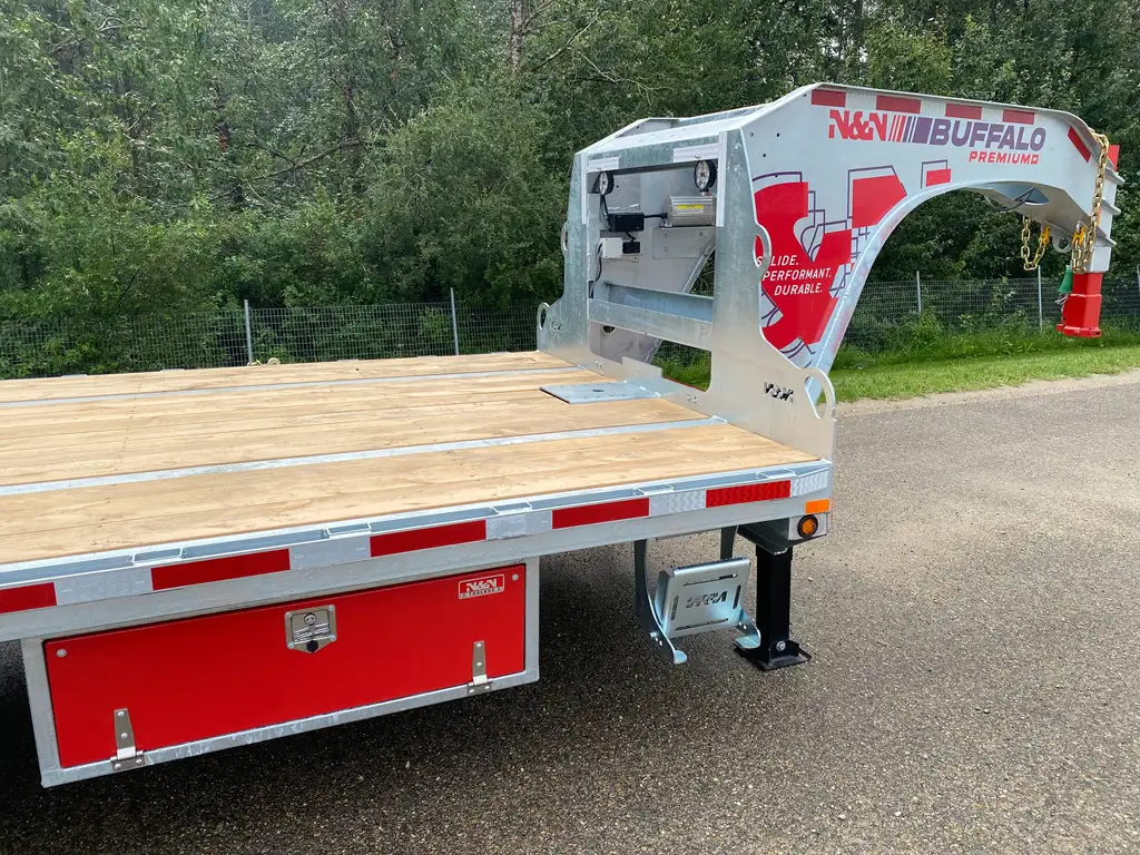 2026 BUFFALO PREMIUM 30’+5′ GOOSENECK DECKOVER TRAILER HUTCH TYPE SUSPENSION– 2x 16,000 lbs AXLES ELEC/ OVER HYDRAULICS, DUAL-WHEEL, WITH HYDRAULICS JACKS & HYDRAULIC FLIP OVER RAMPS – GALVANIZED – EDMONTON