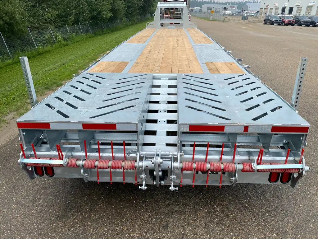2026 BUFFALO PREMIUM 30’+5′ GOOSENECK DECKOVER TRAILER HUTCH TYPE SUSPENSION– 2x 16,000 lbs AXLES ELEC/ OVER HYDRAULICS, DUAL-WHEEL, WITH HYDRAULICS JACKS & HYDRAULIC FLIP OVER RAMPS – GALVANIZED – EDMONTON