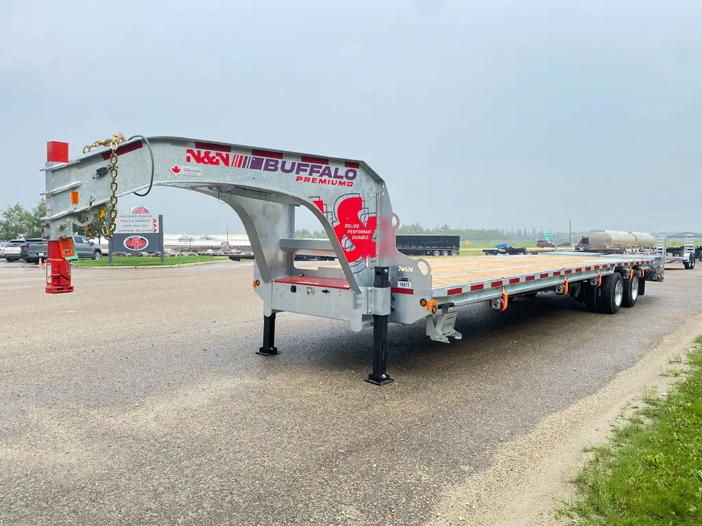 2026 BUFFALO PREMIUM 30’+5′ GOOSENECK DECKOVER TRAILER HUTCH TYPE SUSPENSION– 2x 16,000 lbs AXLES ELEC/ OVER HYDRAULICS, DUAL-WHEEL, WITH HYDRAULICS JACKS & HYDRAULIC FLIP OVER RAMPS – GALVANIZED – EDMONTON
