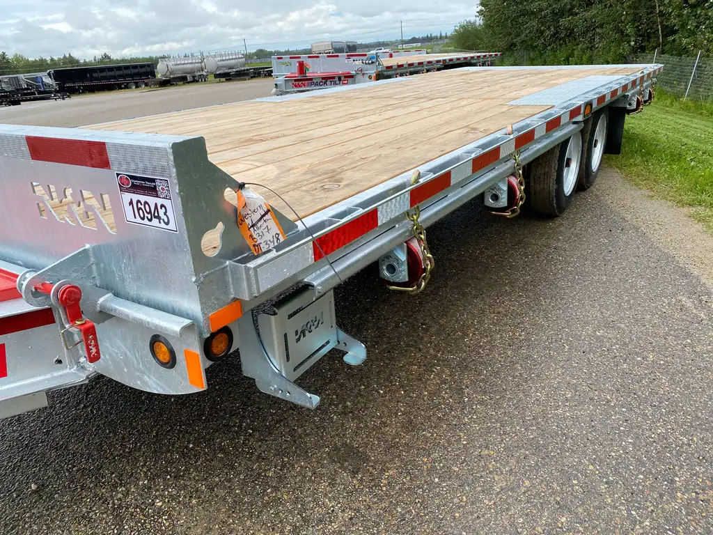 2027 N&N 102″ x 24 PACK H8 TILT DECKOVER TILT BUMPER PULL W/ 2×8,000 LBS AXLES ELEC/OVER HYDRAULICS BRAKES, HYDRAULIC JACKS – GALVANIZED – EDMONTON