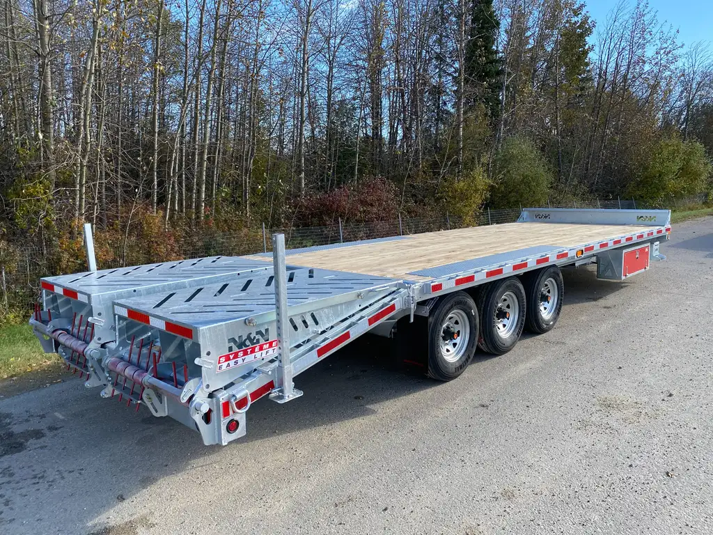 2027 N&N RHINO JUNIOR 22′ + 5′ DECKOVER 3X7 000LBS AXLES SINGLE WHEEL, 5FT BEAVER TALE W/ FLIP OVER RAMP – GALVANIZED – EDMONTON