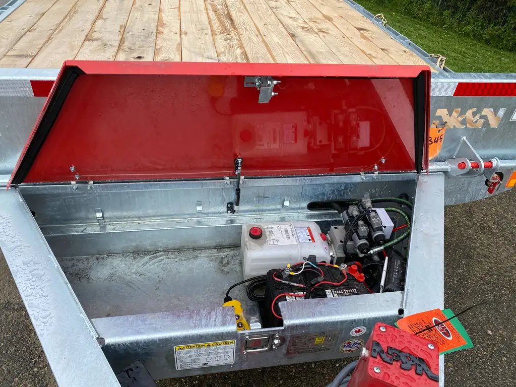 2027 N&N 102″ X 24 PACK H8 TILT DECKOVER TILT BUMPER PULL W/ 2×7,000 LBS AXLES – GALVANIZED – EDMONTON